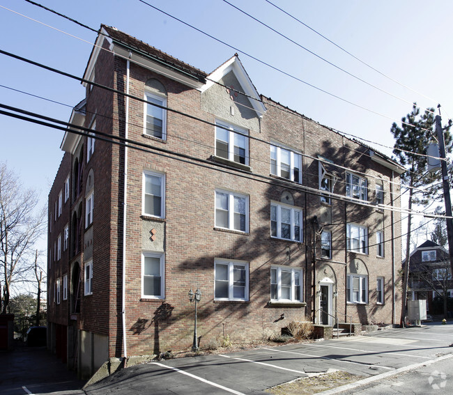 Taft Avenue Apartments - Apartments in Providence, RI | Apartments.com