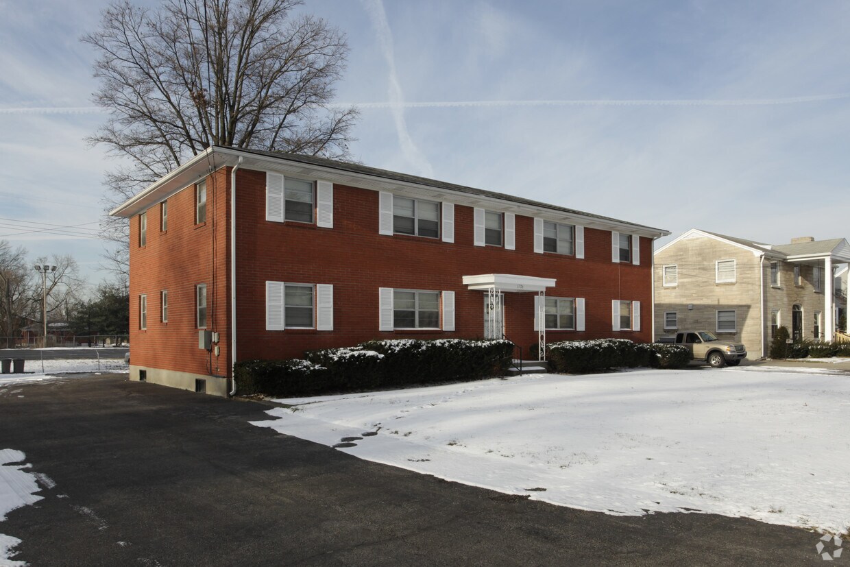 Primary Photo - 1728 Gagel Ave