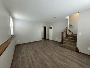 Building Photo - 1761-1763 E Lacona Ave