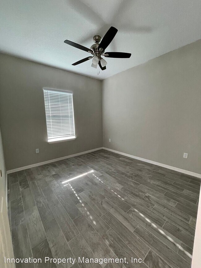 Building Photo - 3 br, 2 bath House - 803 Squirrel Court