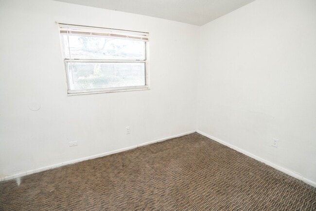 Building Photo - 8707 N Mandarine Pl