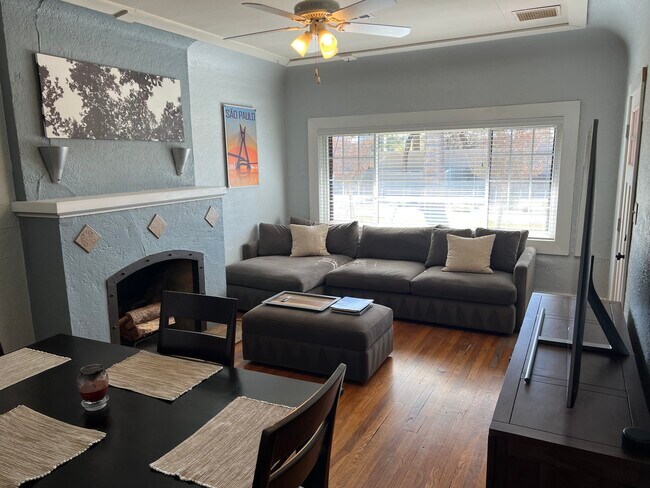 Foto del edificio - 724 W Moreland St
