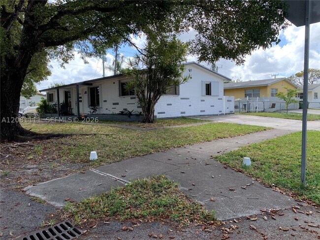 Foto del edificio - 401 SW 8th St
