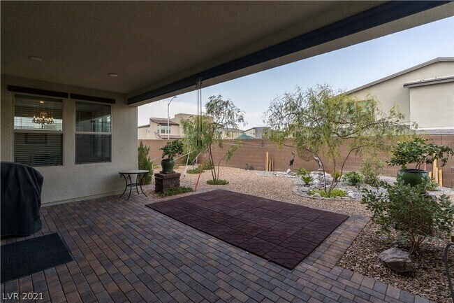 Foto del edificio - 6842 Moorland St