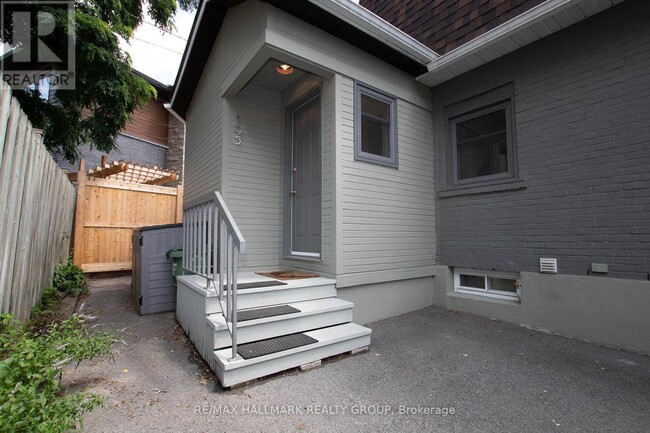 Building Photo - 195 Springfield Rd