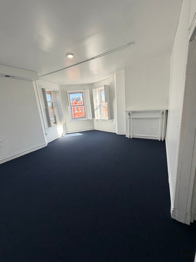 Foto del edificio - 2 Bedroom Penthouse