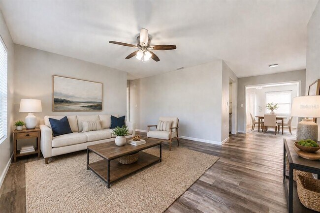 Foto del edificio - 6391 68th Ln