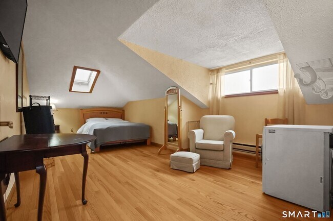 Building Photo - 45 W North St