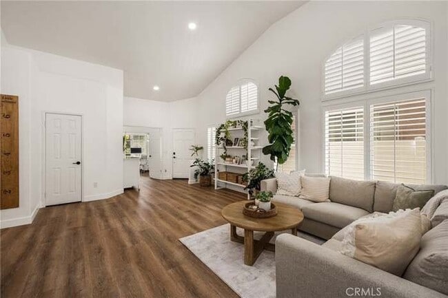 Building Photo - 927 S Firefly Dr