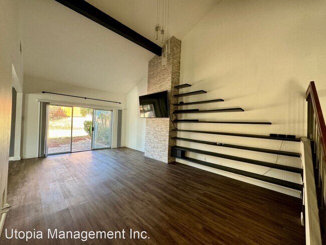Building Photo - 4 br, 2.5 bath House - 7844 Mission Bonita...
