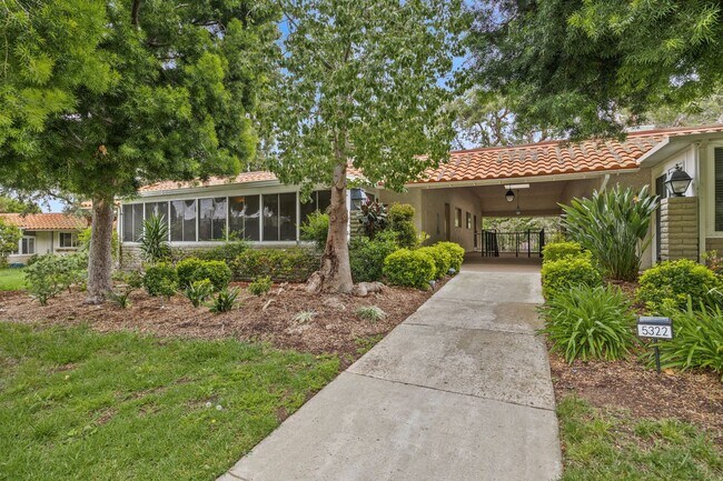 Foto del edificio - Laguna Woods 55+