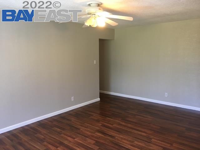 Building Photo - 2112 Lemontree Way