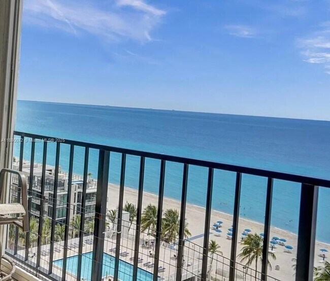 Foto del edificio - 2401 S Ocean Dr