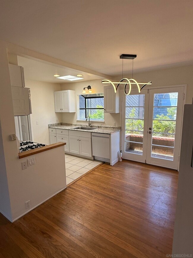 Foto del edificio - 950 Stratford Ct