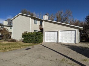 Building Photo - 735 Manitou Blvd