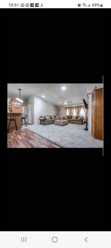 Foto principal - 9455 Tranquil Acres Rd