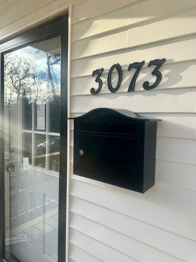Foto del edificio - 3073 Maxwell St