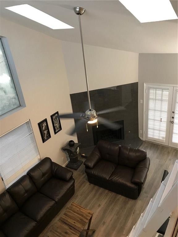 Building Photo - 5750 Phoenix Dr