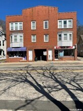 Building Photo - 177 Main St