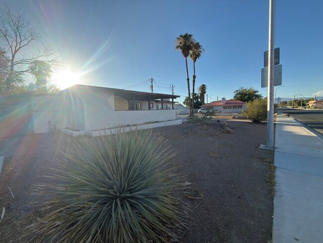 Building Photo - 1108 Cashman Dr