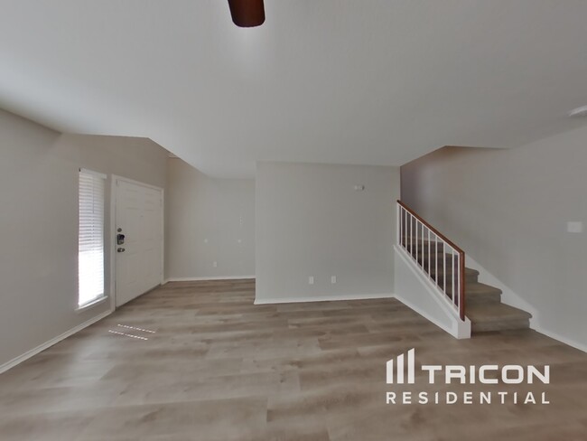 Building Photo - 10411 Trotters Bay San Antonio TX
