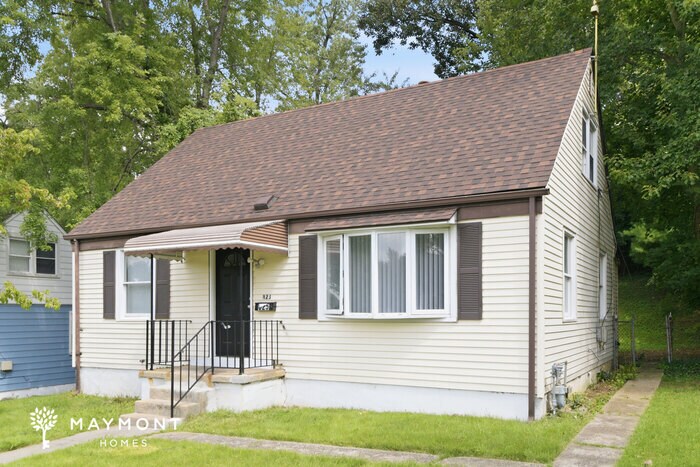 Foto del edificio - Spacious 4-Bedroom Pikesville Home