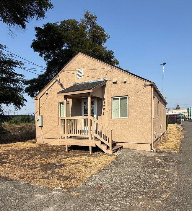 Building Photo - 8420 S Tacoma Way