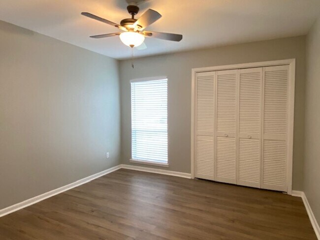 Foto del edificio - PUENTE VISTA, UNIT 100 - ALL BILLS PAID