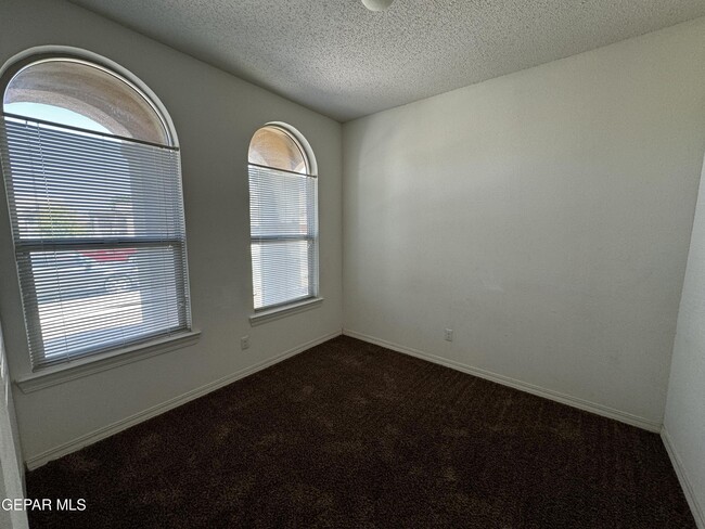 Building Photo - 2120 William Woolverton