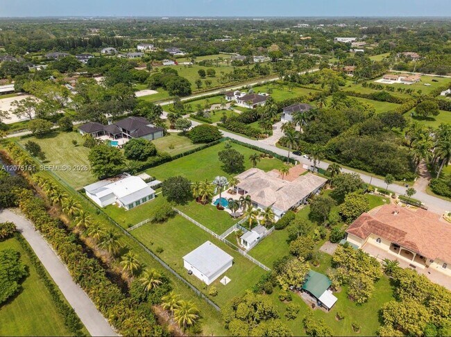 Building Photo - 6101 SW 180th Terrace