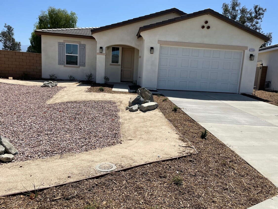 27090 Madison Ct, Hemet, CA 92544 House Rental in Hemet, CA