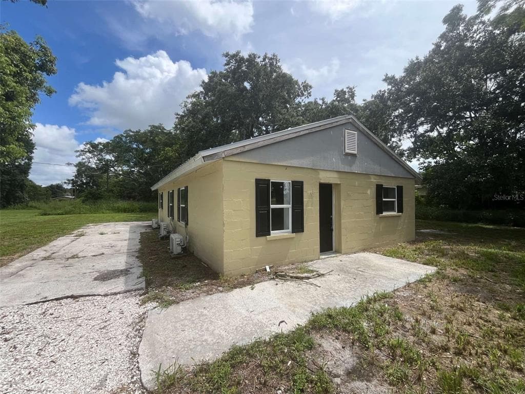 Primary Photo - 8170 State Rd 60