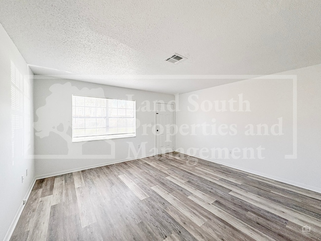 Foto del edificio - 1703 King Ave