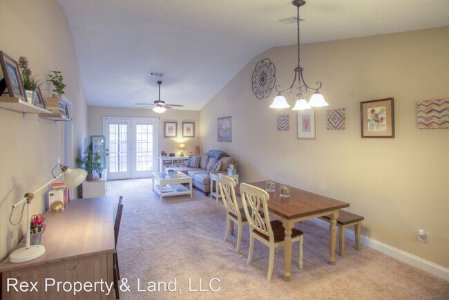 Foto del edificio - 2 br, 2 bath House - 117 Winnipeg  Rd