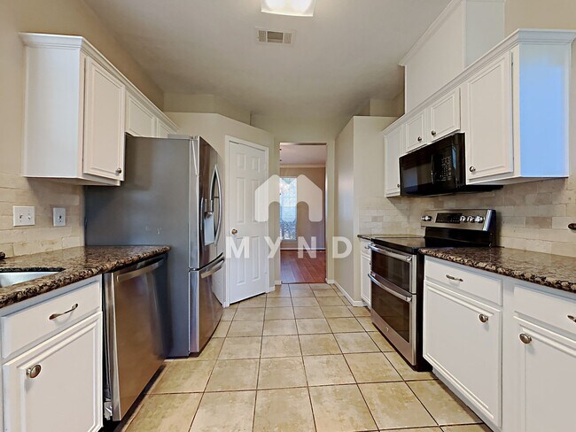 Building Photo - 17422 Big Oaks Grv