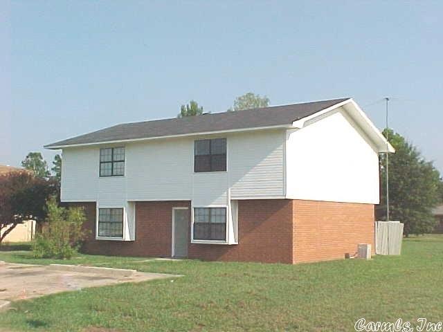 Primary Photo - 123 Kell Dr