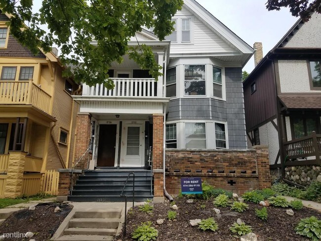 Foto del edificio - 3 br, 1 bath Apartment - 2734 N Cramer St