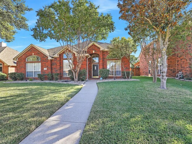 Building Photo - 1205 Sonoma Dr