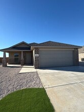 Building Photo - 2172 Langford Ave