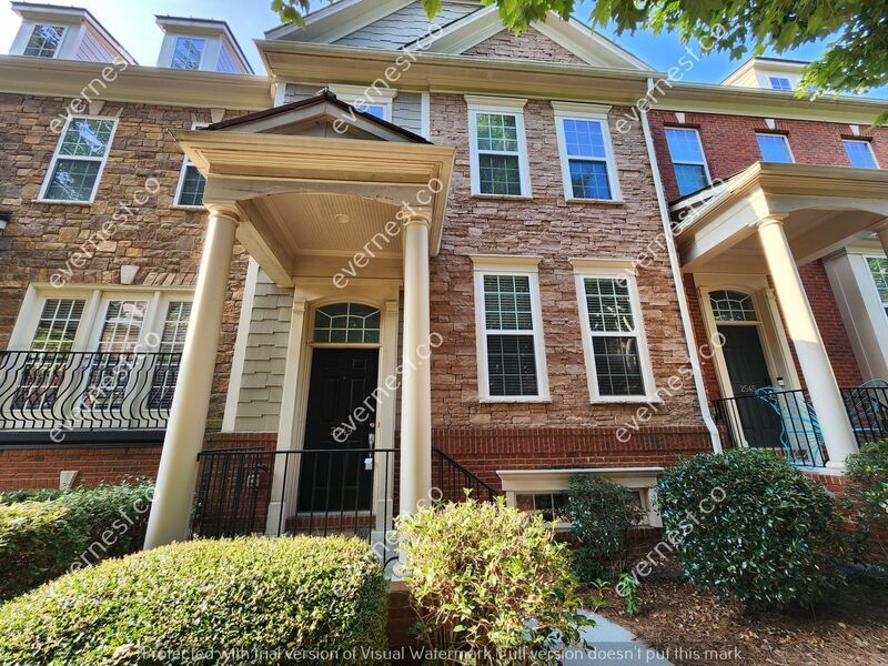 Primary Photo - 2549 Speer Ct SE