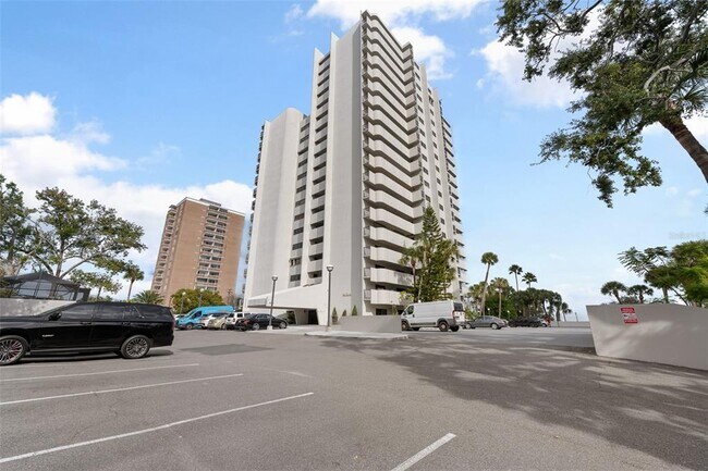 Foto del edificio - 4141 Bayshore Blvd