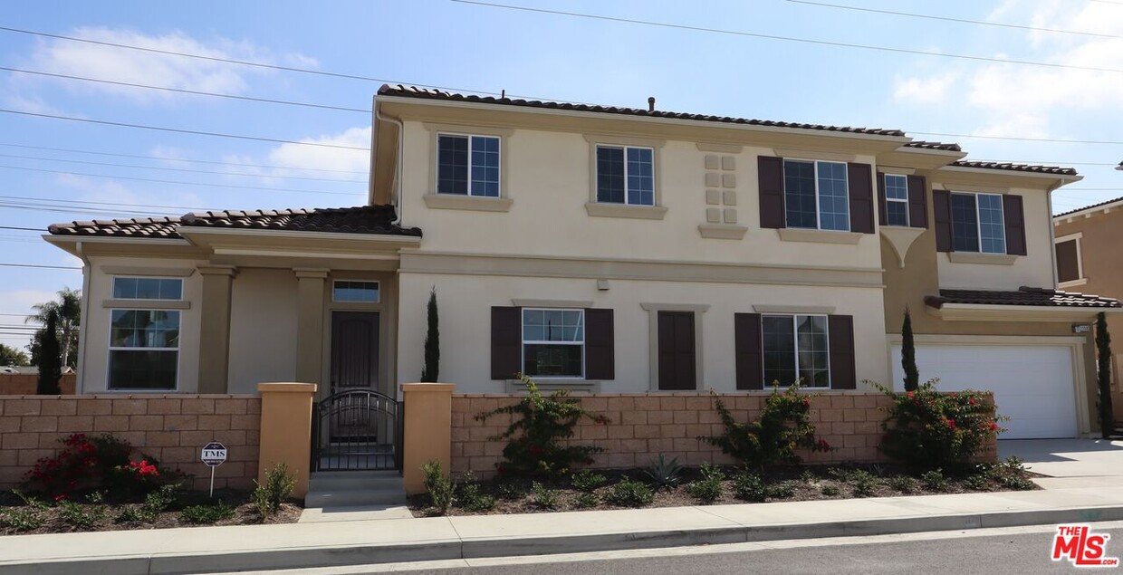 Primary Photo - 22033 Normandie Ave