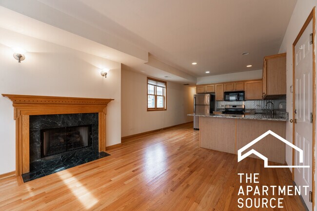 Foto del edificio - 3117 N Damen Ave