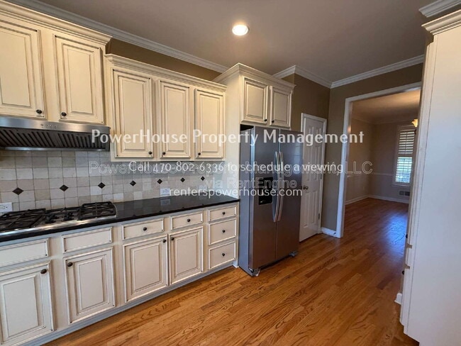 Building Photo - 6146 Queens River Dr