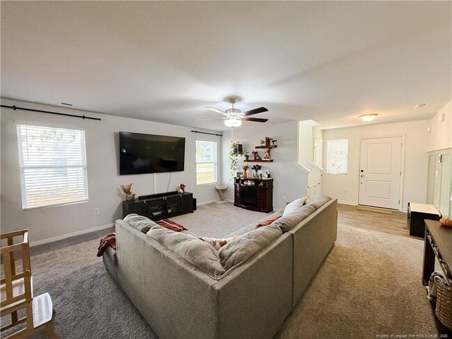 Building Photo - 245 Desert Orchid Cir