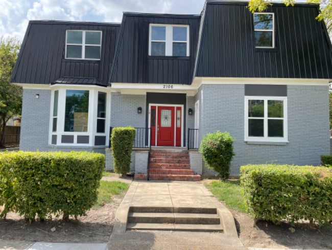 Building Photo - 2106 Stonewall St
