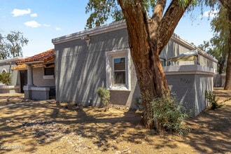 Building Photo - 9020 W Highland Ave