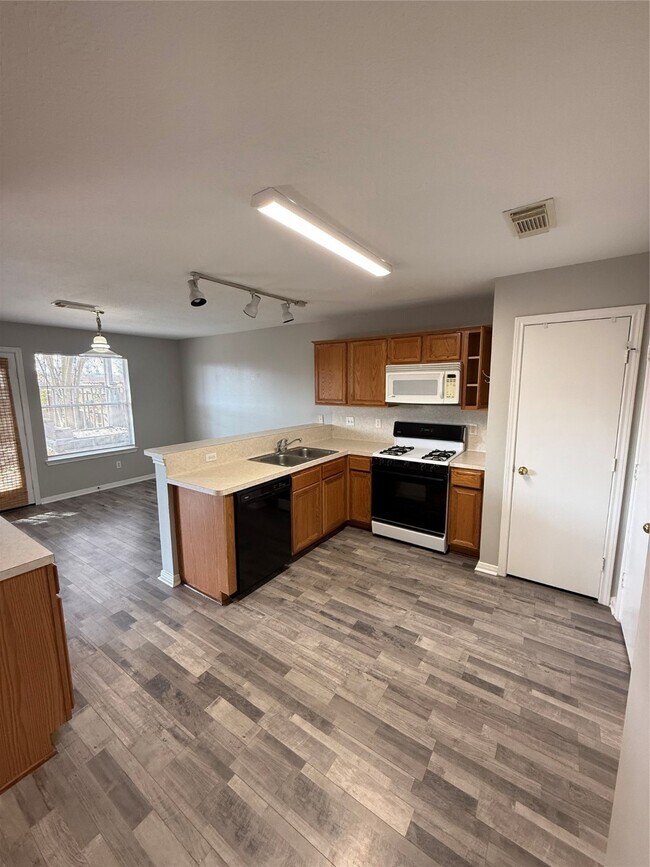 Foto del edificio - 18359 Westlock St