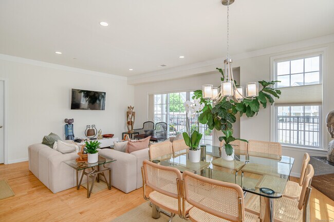Foto del edificio - 412 Center Meadow Ln