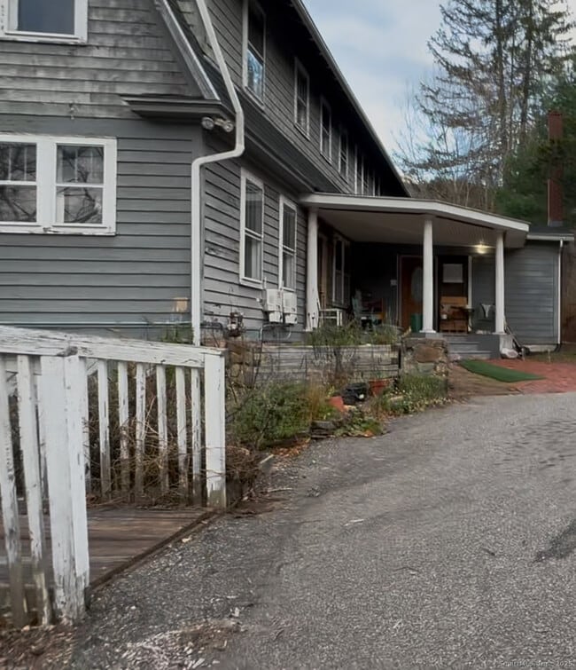 Building Photo - 173 Leesville Rd